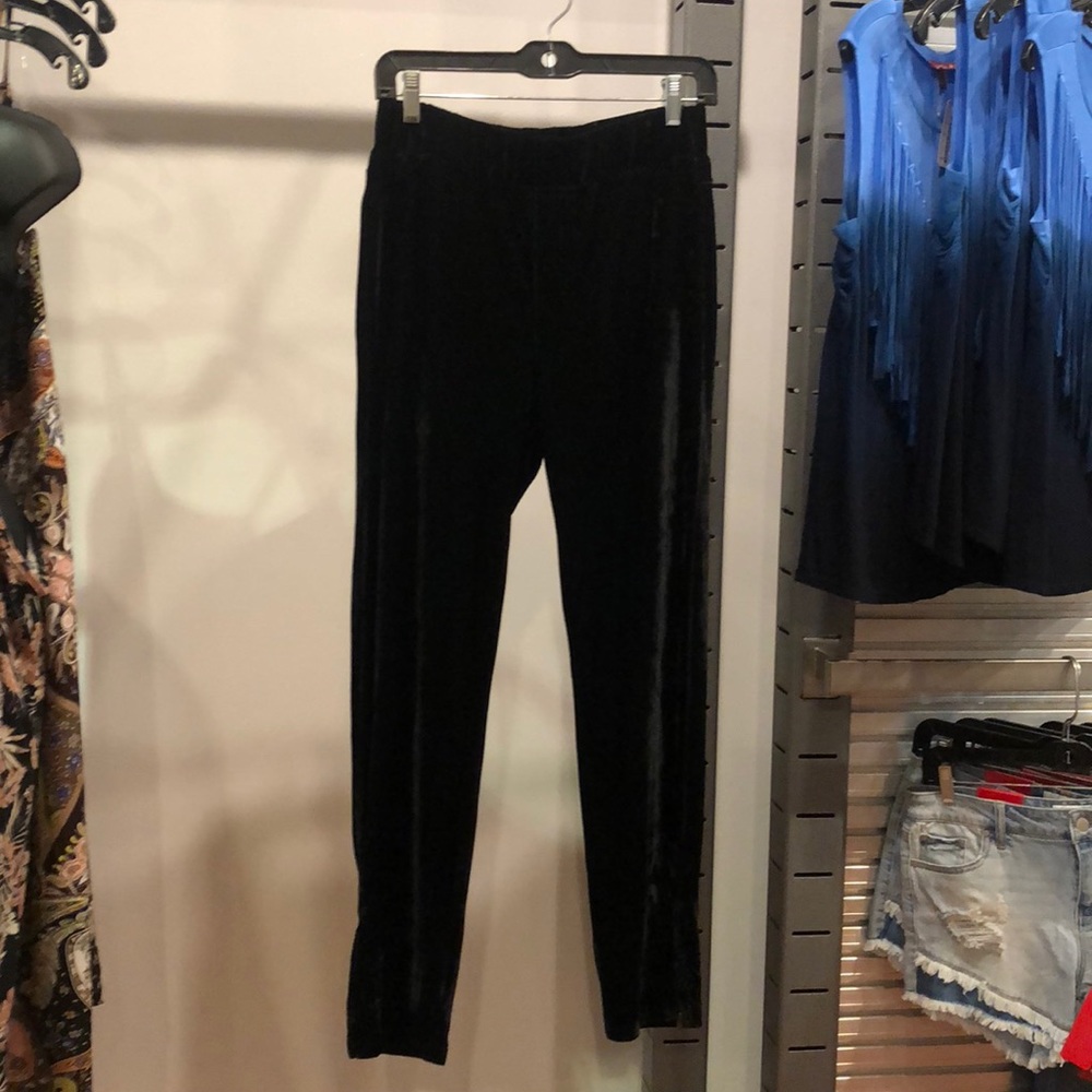 Umgee High Waisted Black Velvet Leggings
